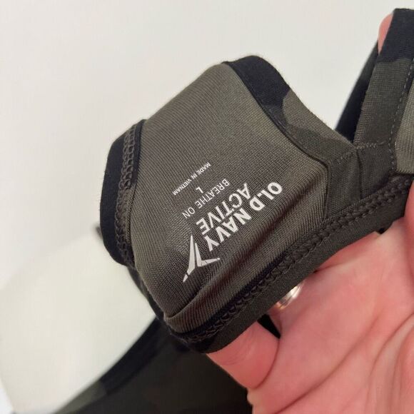 Old Navy Active Camouflage Tank Top - Picture 5 of 5